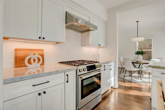 3125 Wroxton Road, Houston, TX 77005