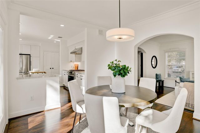 3125 Wroxton Road, Houston, TX 77005