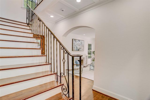 3125 Wroxton Road, Houston, TX 77005