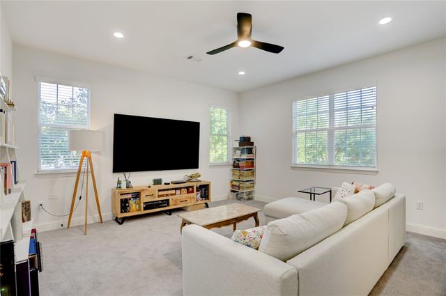 3125 Wroxton Road, Houston, TX 77005