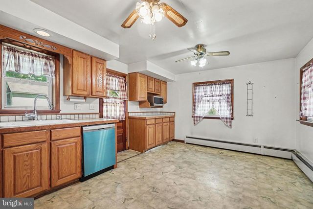 610 POTTSVILLE ST, Wiconisco, PA 17097