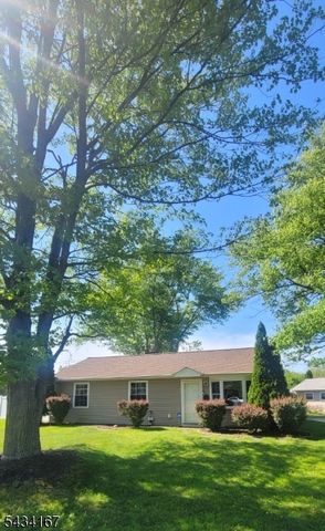5 Ann Pl, Bridgewater Twp., NJ 08807