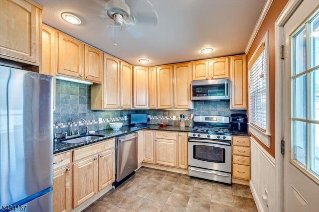 5 Ann Pl, Bridgewater Twp., NJ 08807