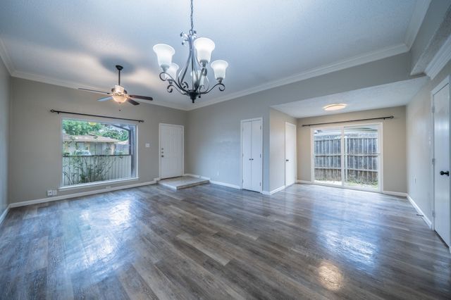 708 Baruna Circle, Garland, TX 75043