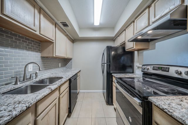 708 Baruna Circle, Garland, TX 75043