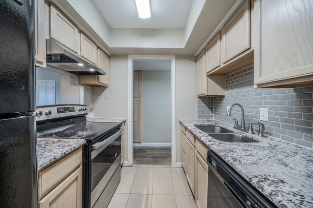 708 Baruna Circle, Garland, TX 75043