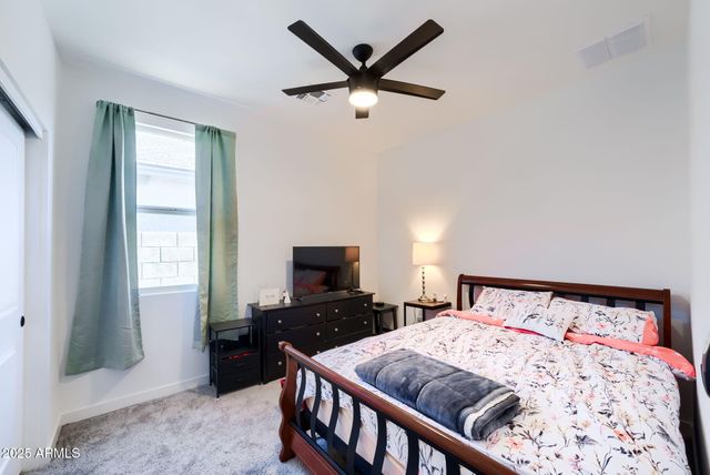 18348 W JESSIE Lane, Surprise, AZ 85387