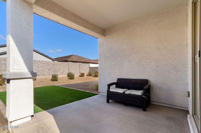 18348 W JESSIE Lane, Surprise, AZ 85387