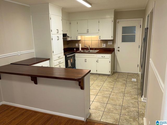 5501 DAWSON DRIVE, Anniston, AL 36206