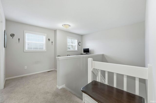 7913 Maysfield Hill, Fort Wayne, IN 46835