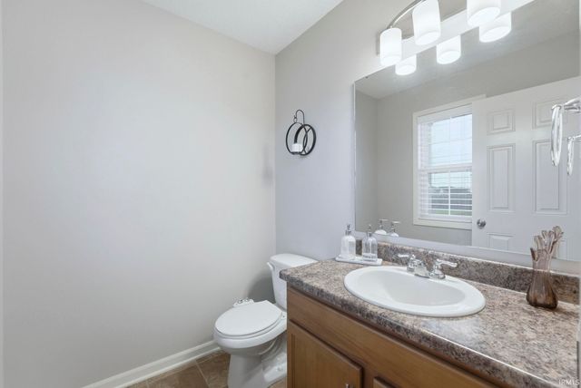 7913 Maysfield Hill, Fort Wayne, IN 46835