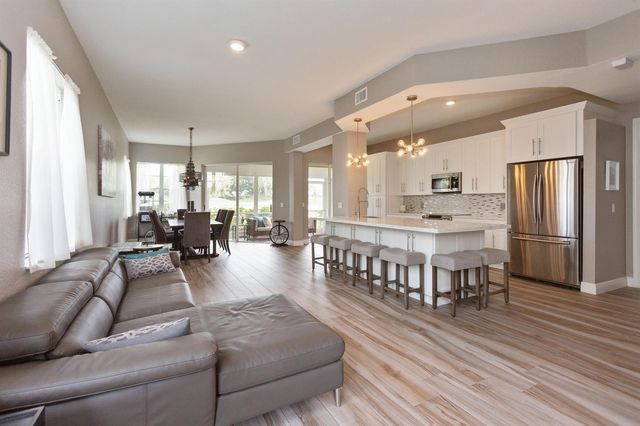 10208 Andover Coach Circle G1, Lake Worth, FL 33449