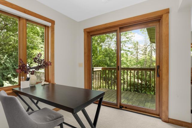 2120 Queensland Lane N, Plymouth, MN 55447
