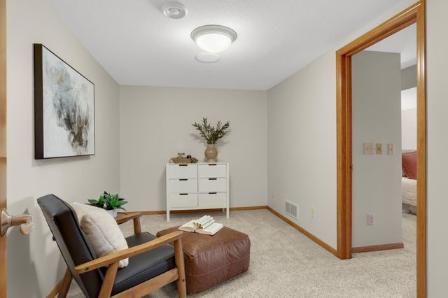 2120 Queensland Lane N, Plymouth, MN 55447
