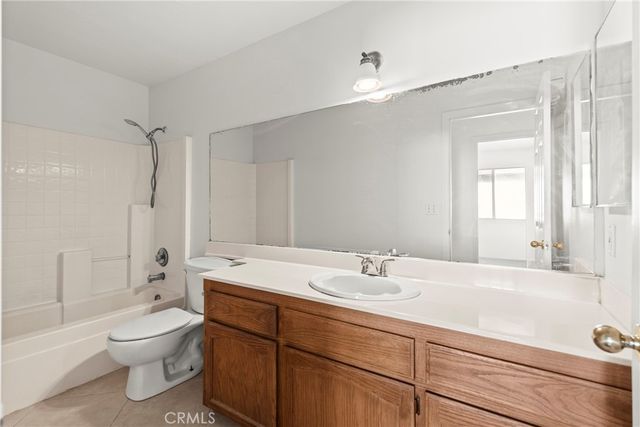 6200 Trinidad Court, Bakersfield, CA 93313