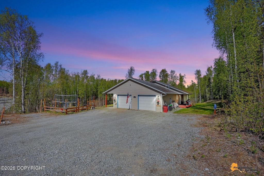 7475 W Rodney Circle, Wasilla, AK 99623
