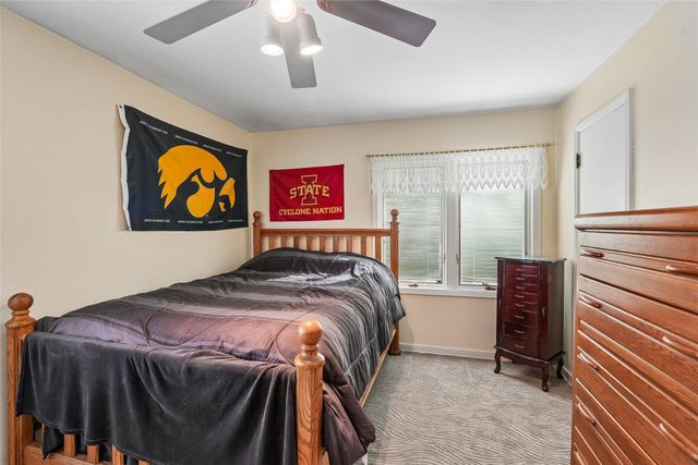 1118 Woodland Drive, Newton, IA 50208