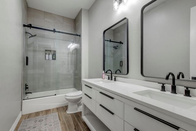 142 Anderson DR, Red Rock, TX 78662