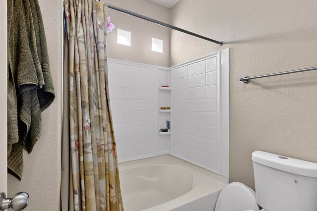 6356 AZALEAS Road NW, Albuquerque, NM 87114