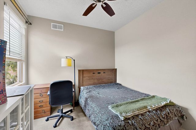 6356 AZALEAS Road NW, Albuquerque, NM 87114