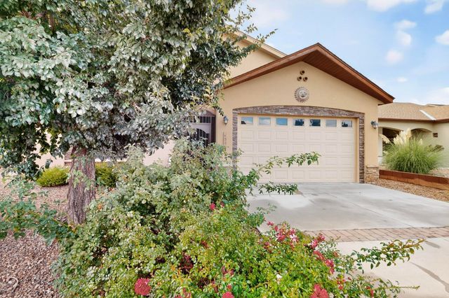 6356 AZALEAS Road NW, Albuquerque, NM 87114