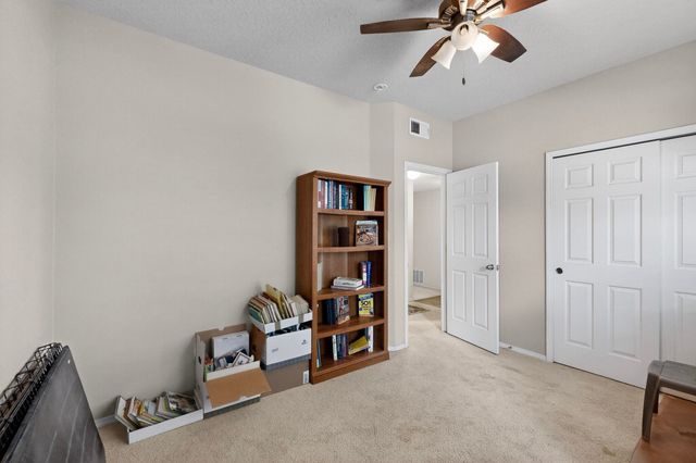 6356 AZALEAS Road NW, Albuquerque, NM 87114