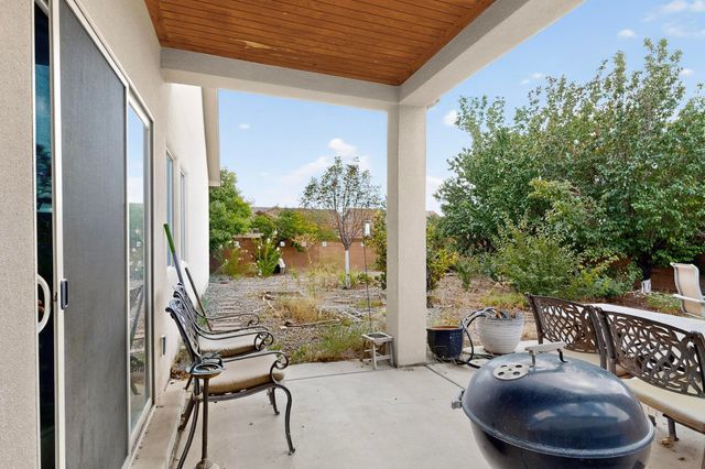 6356 AZALEAS Road NW, Albuquerque, NM 87114