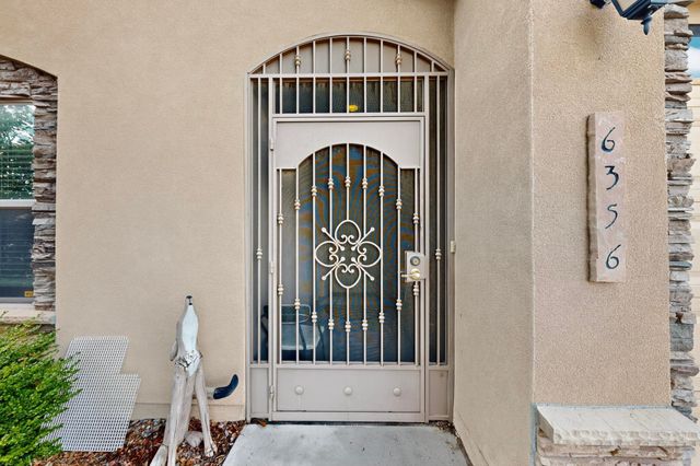 6356 AZALEAS Road NW, Albuquerque, NM 87114