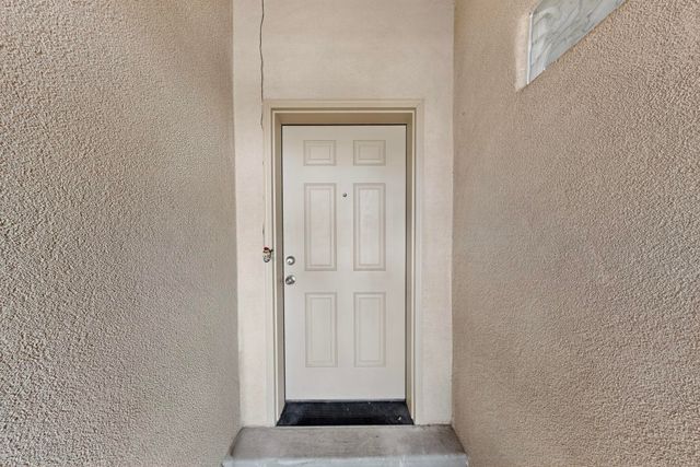 6356 AZALEAS Road NW, Albuquerque, NM 87114