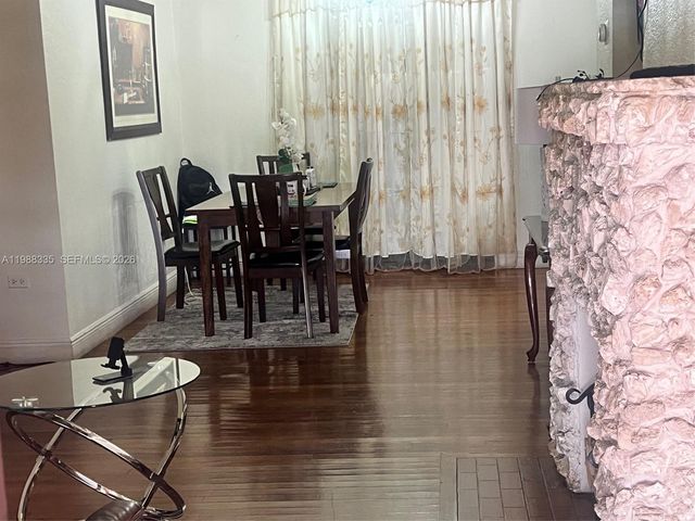 6300 NW 2nd St, Miami, FL 33126