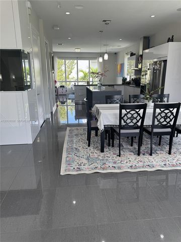 10331 NW 64th Ln 10331, Doral, FL 33178