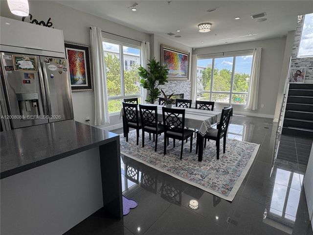 10331 NW 64th Ln 10331, Doral, FL 33178