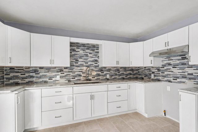 9624 S Sprinkle Road, Portage, MI 49002