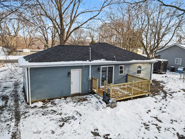 9624 S Sprinkle Road, Portage, MI 49002