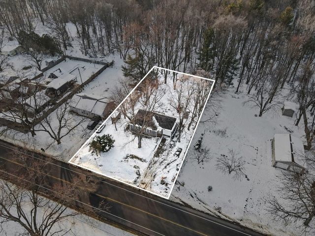 9624 S Sprinkle Road, Portage, MI 49002