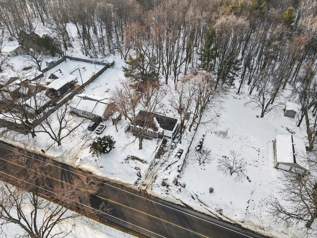 9624 S Sprinkle Road, Portage, MI 49002