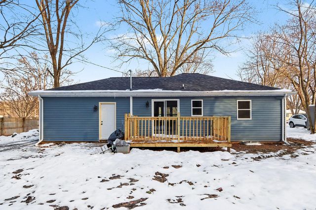 9624 S Sprinkle Road, Portage, MI 49002