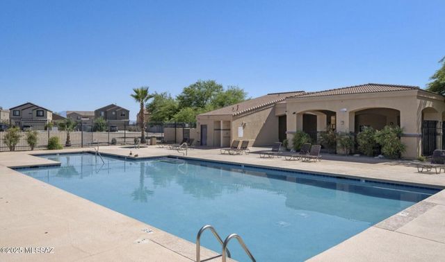 6555 E Brushback Loop, Tucson, AZ 85756