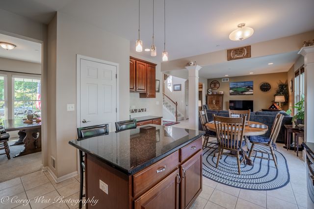 2872 Dartmouth Lane, West Dundee, IL 60118