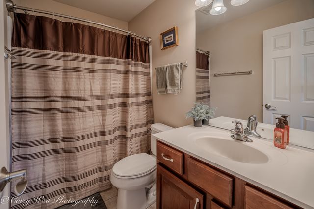 2872 Dartmouth Lane, West Dundee, IL 60118