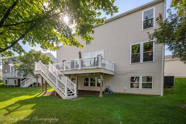 2872 Dartmouth Lane, West Dundee, IL 60118