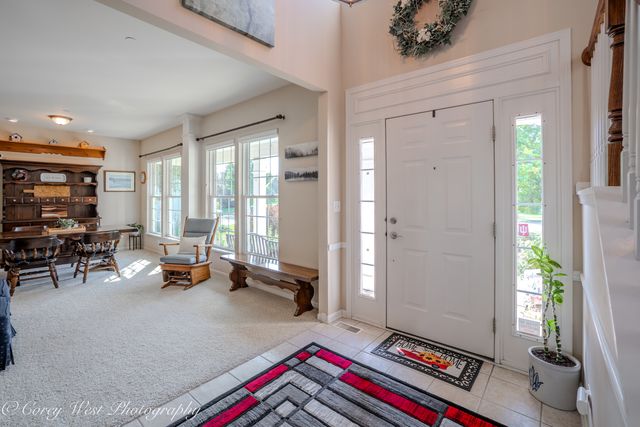 2872 Dartmouth Lane, West Dundee, IL 60118