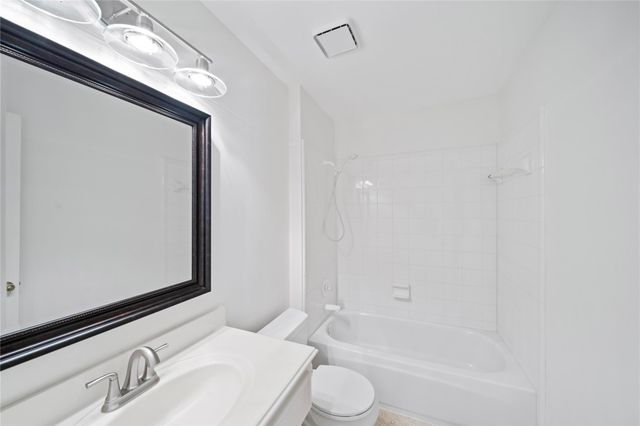 2106 Westshore Drive, Missouri City, TX 77459