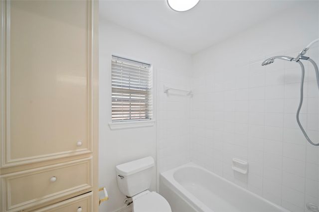 2106 Westshore Drive, Missouri City, TX 77459