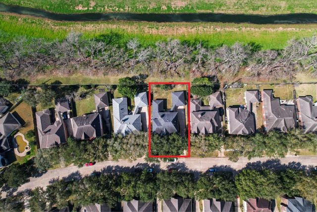 2106 Westshore Drive, Missouri City, TX 77459