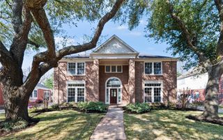 2106 Westshore Drive, Missouri City, TX 77459