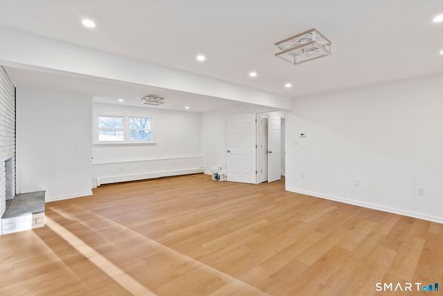 417 Buttonball Lane, Glastonbury, CT 06033