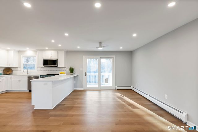 417 Buttonball Lane, Glastonbury, CT 06033