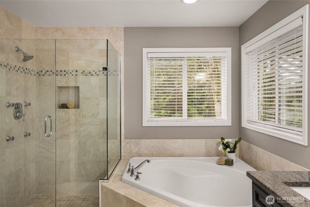 18604 215th Way NE, Woodinville, WA 98077