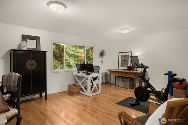 18604 215th Way NE, Woodinville, WA 98077